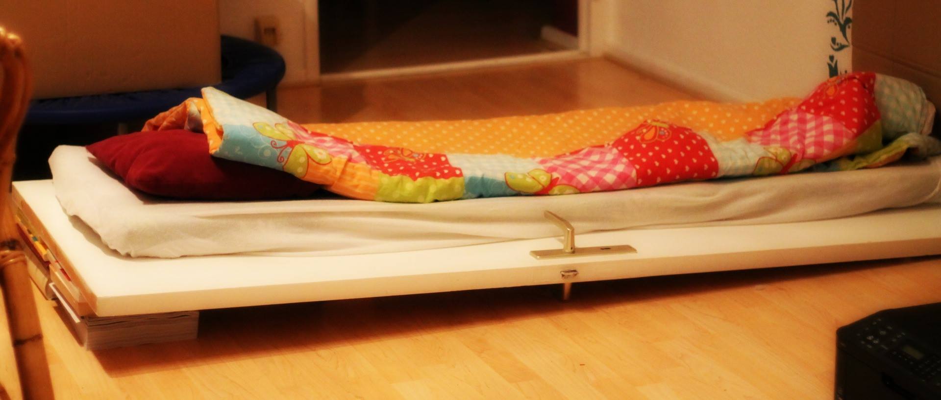How To Make an Inclined Bed From A Door To Improve Your Sleep and Health